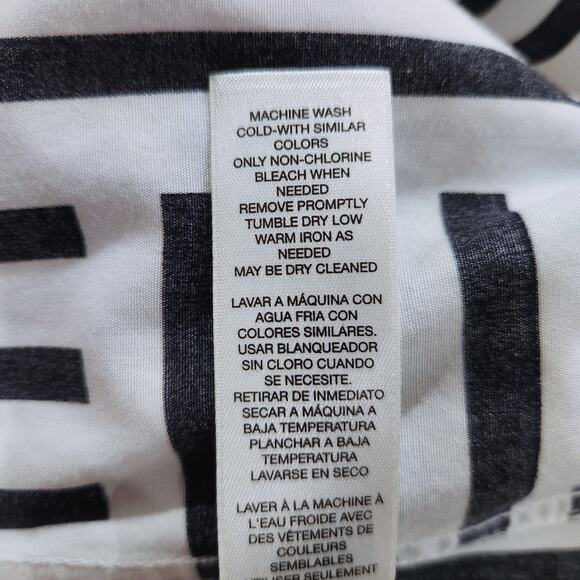 Chicos Womens Black White Non Iron Striped Button Up Blouse Size 1.5 Medium - Picture 6 of 10